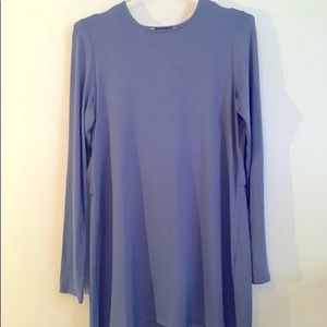 Blue J. Jill tunic in size extra small.